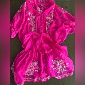Juliet Dunn hot pink embroidered floral silk blouson dress